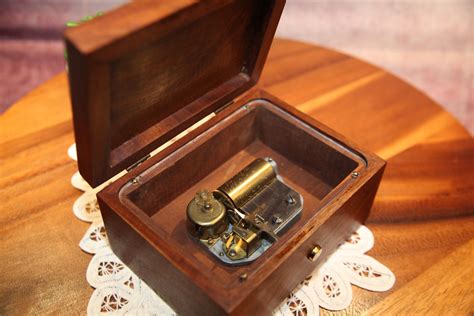 thorens metal music box|vintage thorens music box.